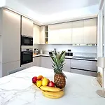 Luxury * קוליקו